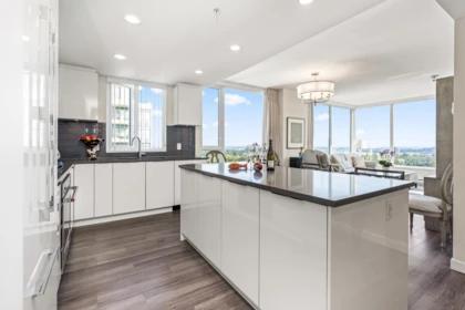 2401 3100 Windsor Gate, Coquitlam, BC