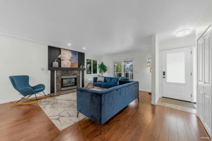 Breakfast Nook Photo of 2093 Concord Avenue, Coquitlam, BC