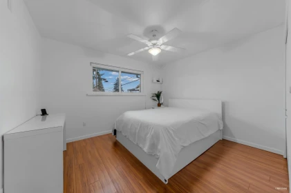 Laundry Room Photo of 2093 Concord Avenue, Coquitlam, BC