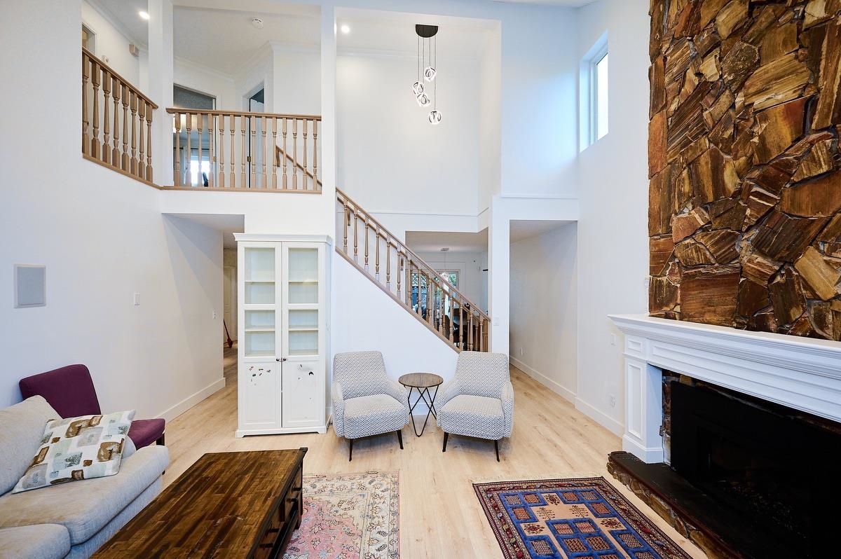 Family Room Photo of 3256 Dunkirk Avenue, Coquitlam, BC