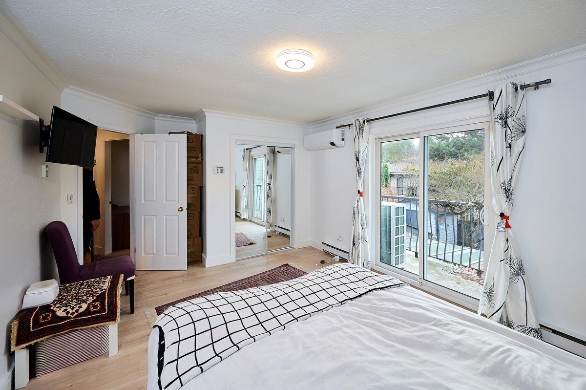 Primary Bathroom Photo of 3256 Dunkirk Avenue, Coquitlam, BC