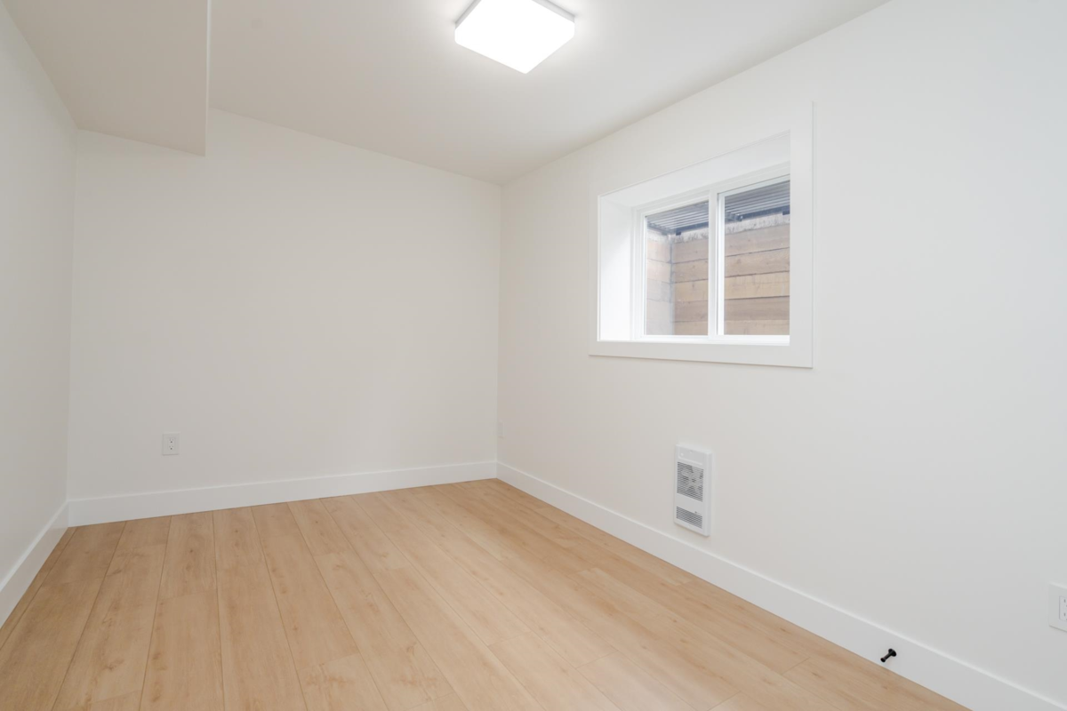 Swimming Pool Photo of 8425 George Street, Mission, BC