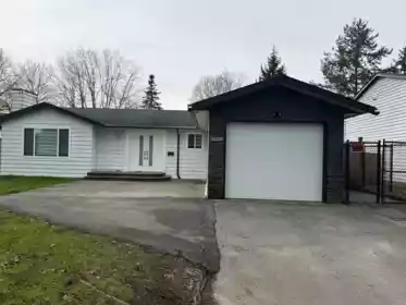 6229 174b Street, Surrey, BC, Cloverdale BC — 3 bed single family residence for sale