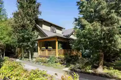 1845 Mossy Green Way, Lindell Beach, BC, Cultus Lake South — 2 bed single family residence for sale