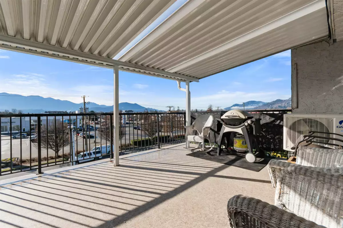 Outdoor Patio Photo of 403 46033 Chilliwack Central Road, Chilliwack, BC