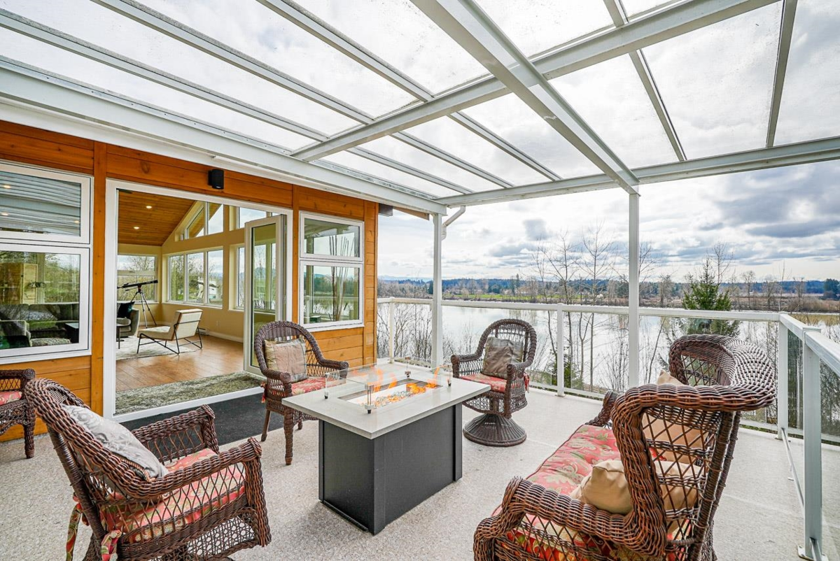Kitchen Photo of 11502 Wood Street, Maple Ridge, BC