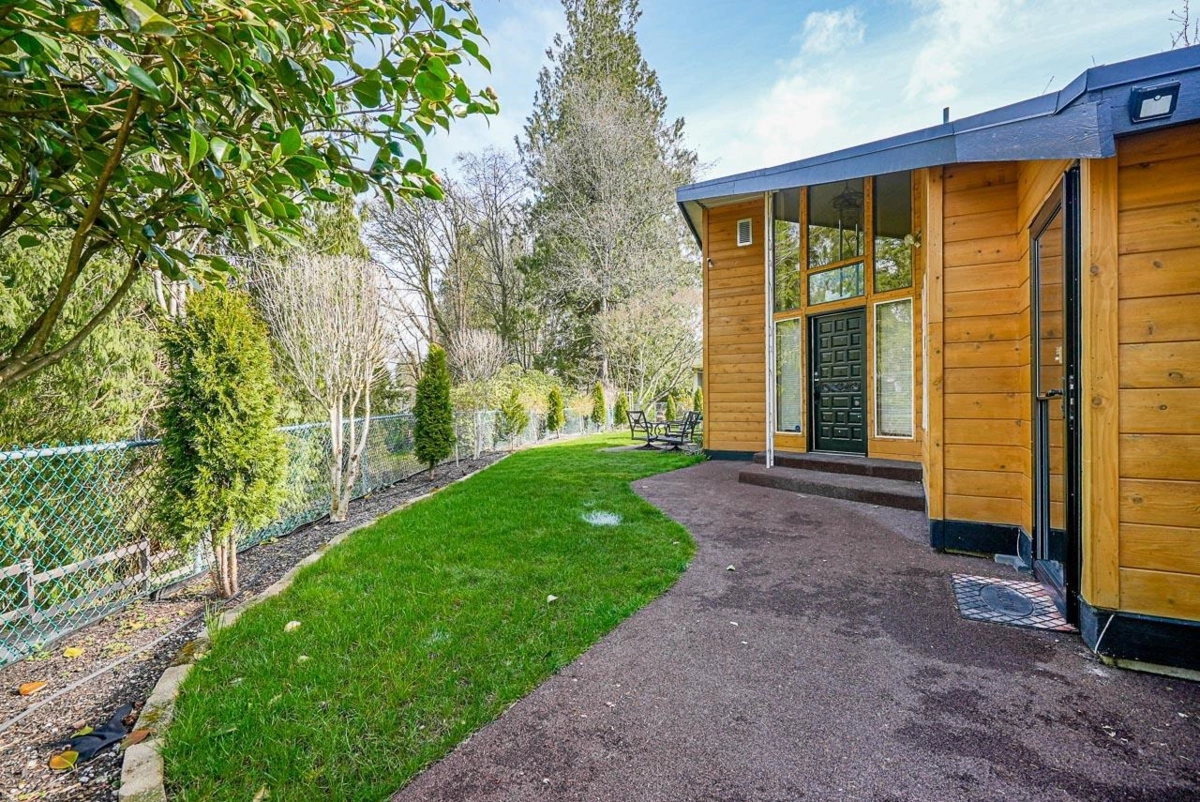 Outdoor Kitchen Photo of 11502 Wood Street, Maple Ridge, BC