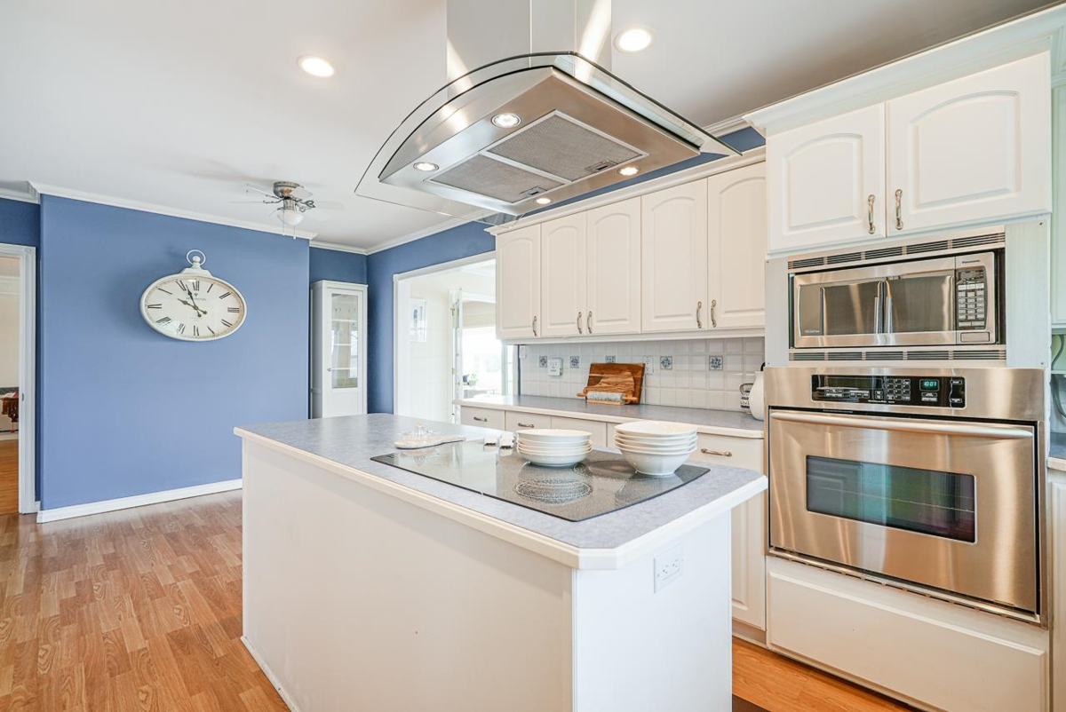 Staircase Photo of 11502 Wood Street, Maple Ridge, BC