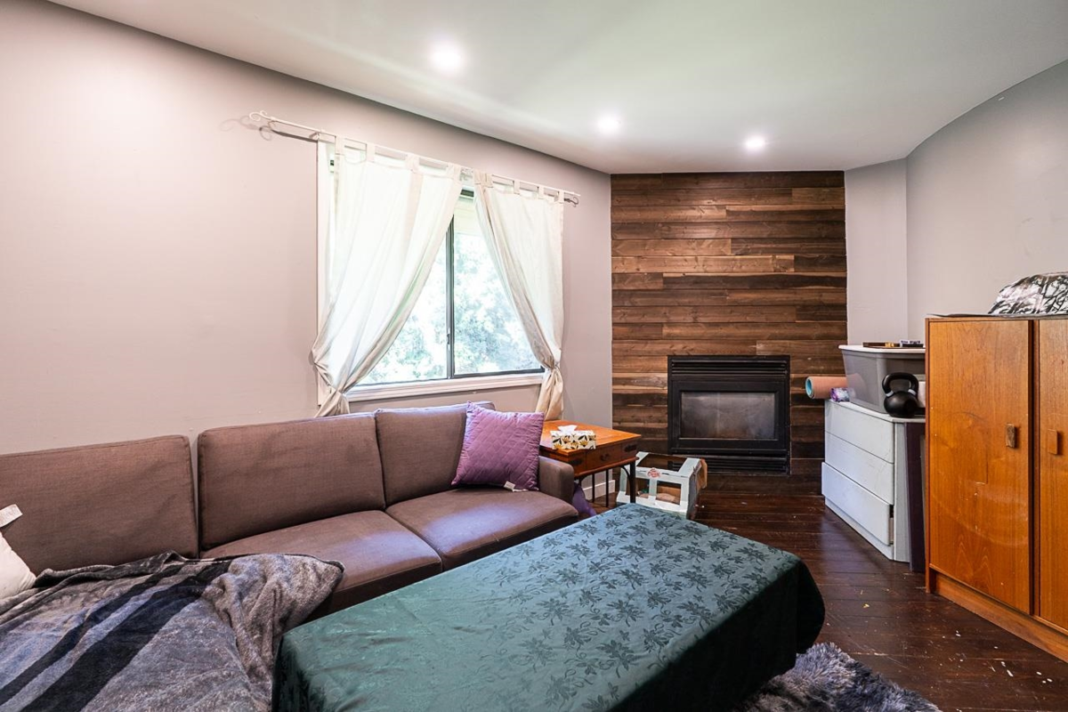 Laundry Room Photo of 19955 37 Avenue, Langley, BC