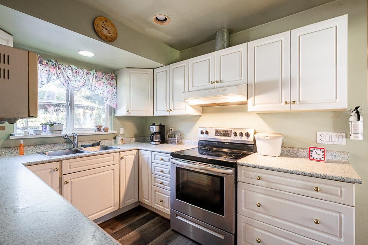 Pantry Photo of 19955 37 Avenue, Langley, BC