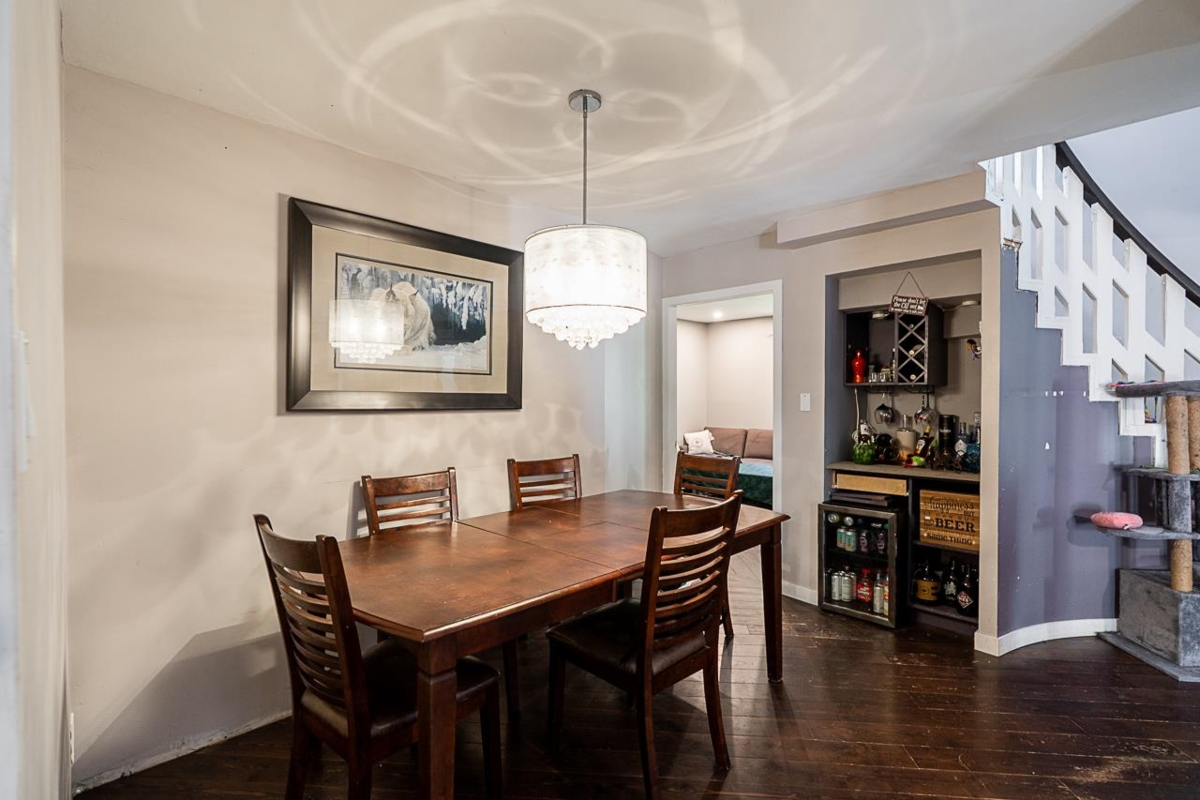 Powder Room Photo of 19955 37 Avenue, Langley, BC