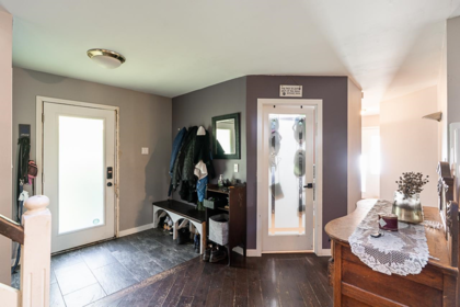Mudroom Photo of 19955 37 Avenue, Langley, BC