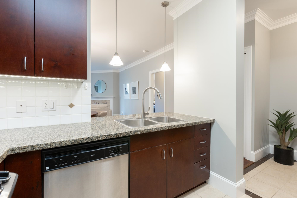 Bedroom 4 Photo of 103 1551 Foster Street, White Rock, BC