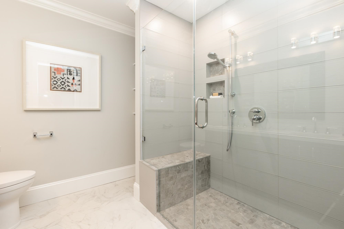 Mudroom Photo of 103 1551 Foster Street, White Rock, BC