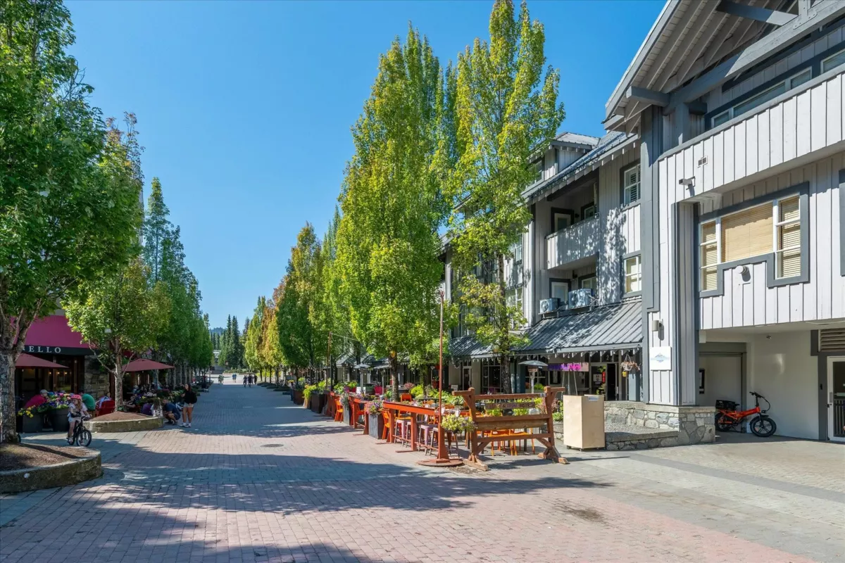 Guest Bathroom Photo of 106 4573 Chateau Boulevard, Whistler, BC