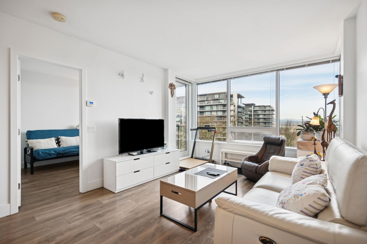 Living Room Photo of 1110 5233 Gilbert Road, Richmond, BC