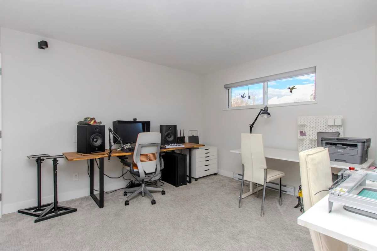 Outdoor Patio Photo of 40 1188 Main Street, Squamish, BC