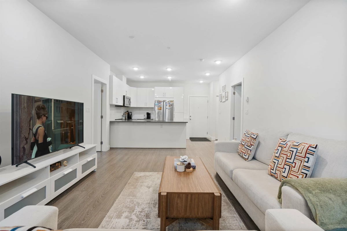 Living Room Photo of 113 15351 101 Avenue, Surrey, BC