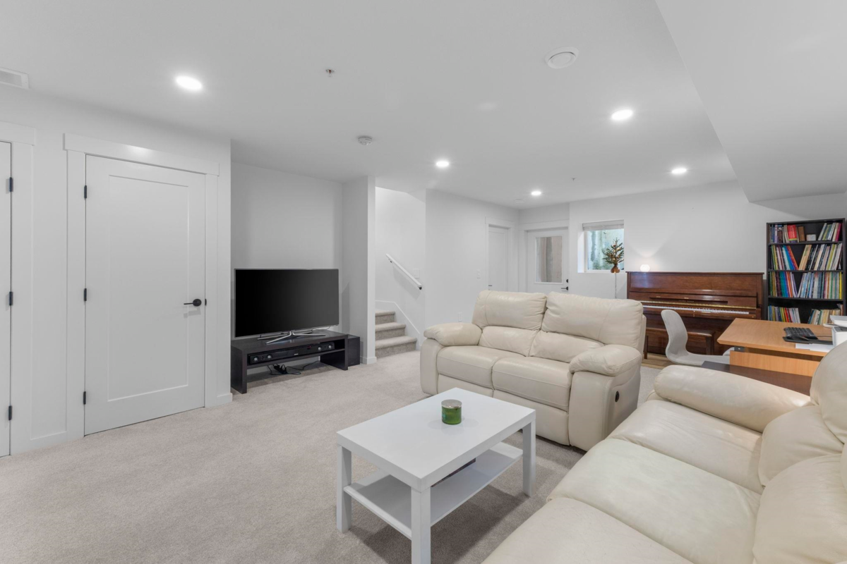 Garden / Landscaping Photo of 19656 75a Avenue, Langley, BC