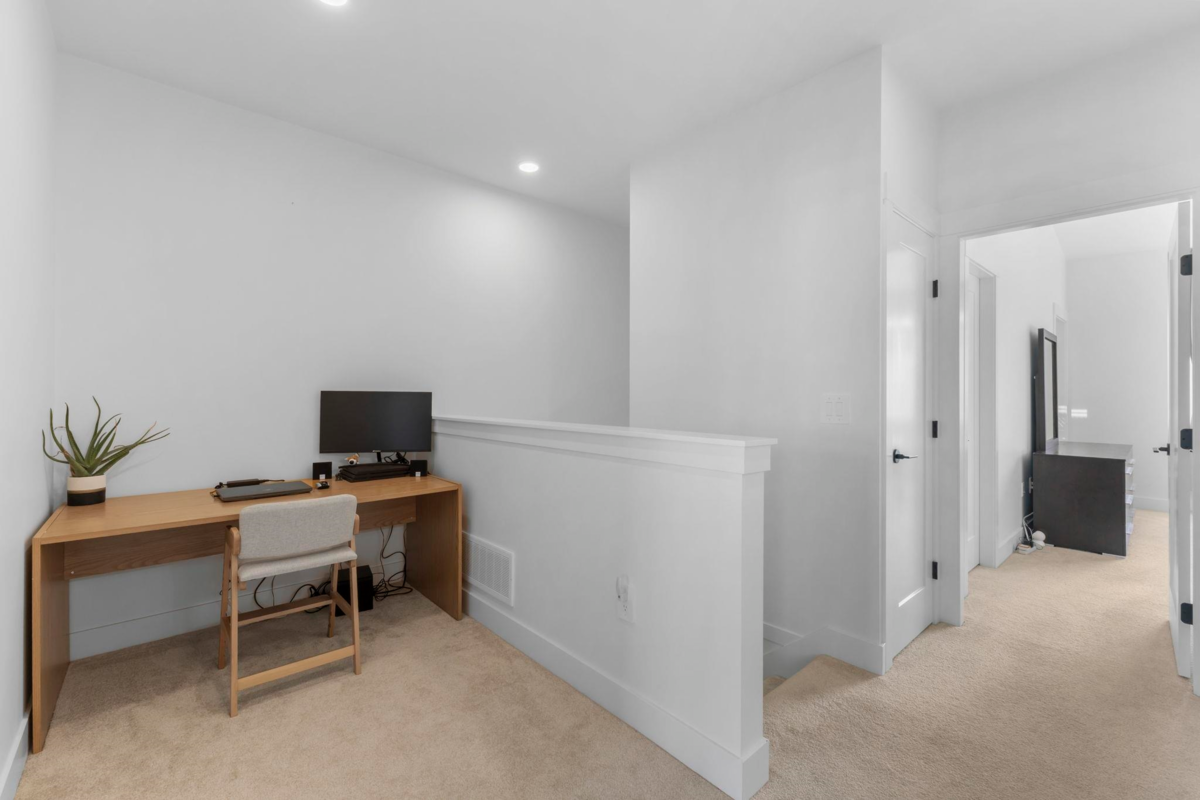 Mudroom Photo of 19656 75a Avenue, Langley, BC