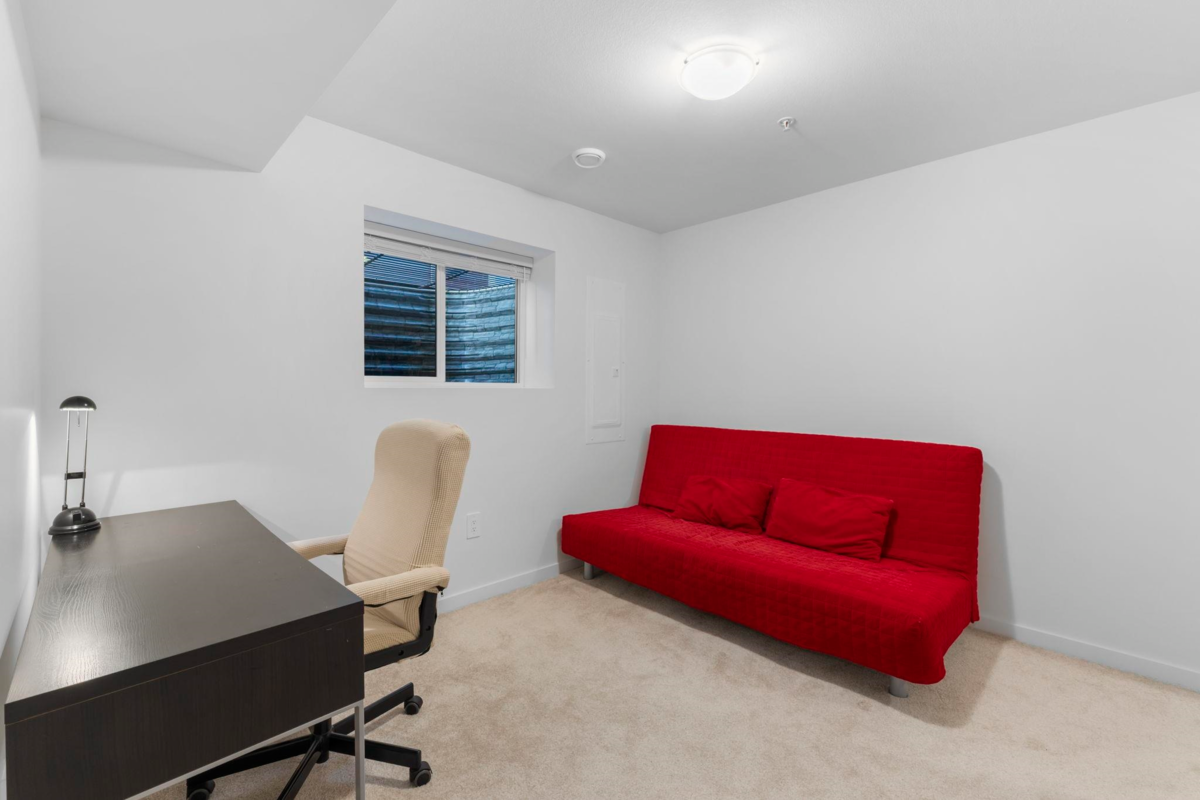 Outdoor Kitchen Photo of 19656 75a Avenue, Langley, BC