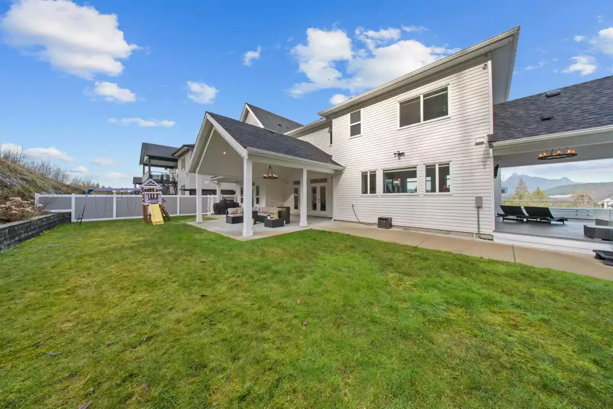 Outdoor Kitchen Photo of 25540 Godwin Drive, Maple Ridge, BC
