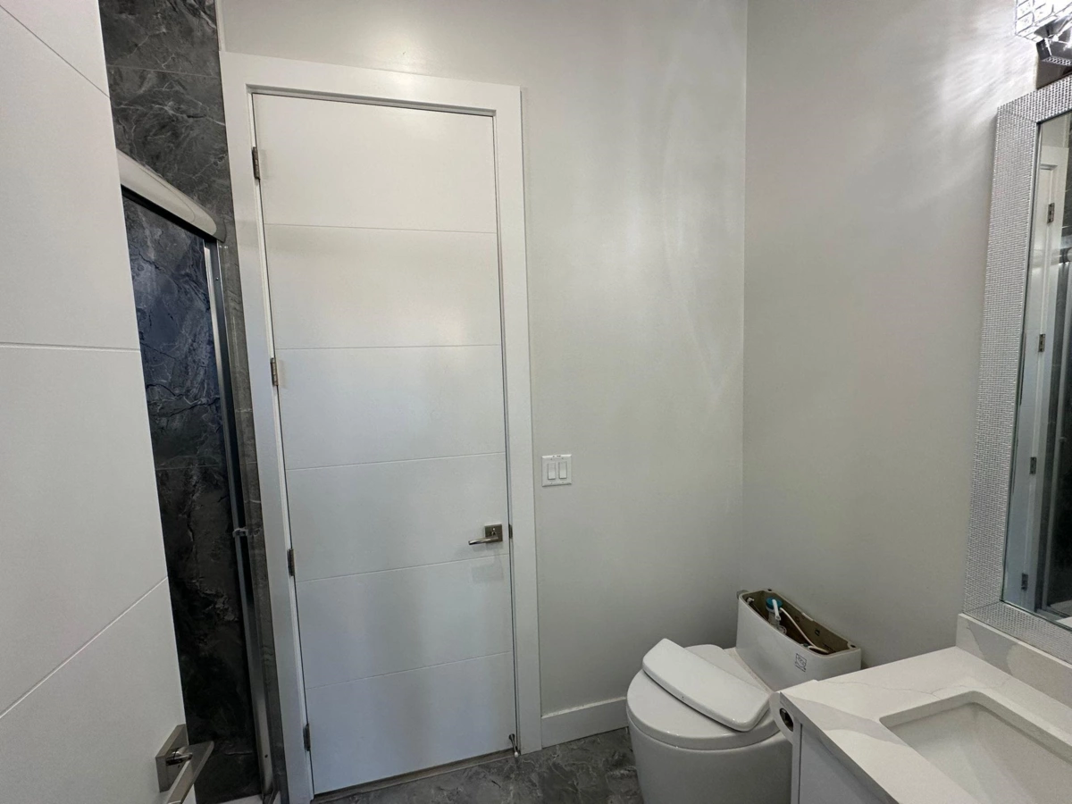 Breakfast Nook Photo of 32651 Cunningham Avenue, Mission, BC