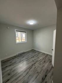 Entry Foyer Photo of 32651 Cunningham Avenue, Mission, BC