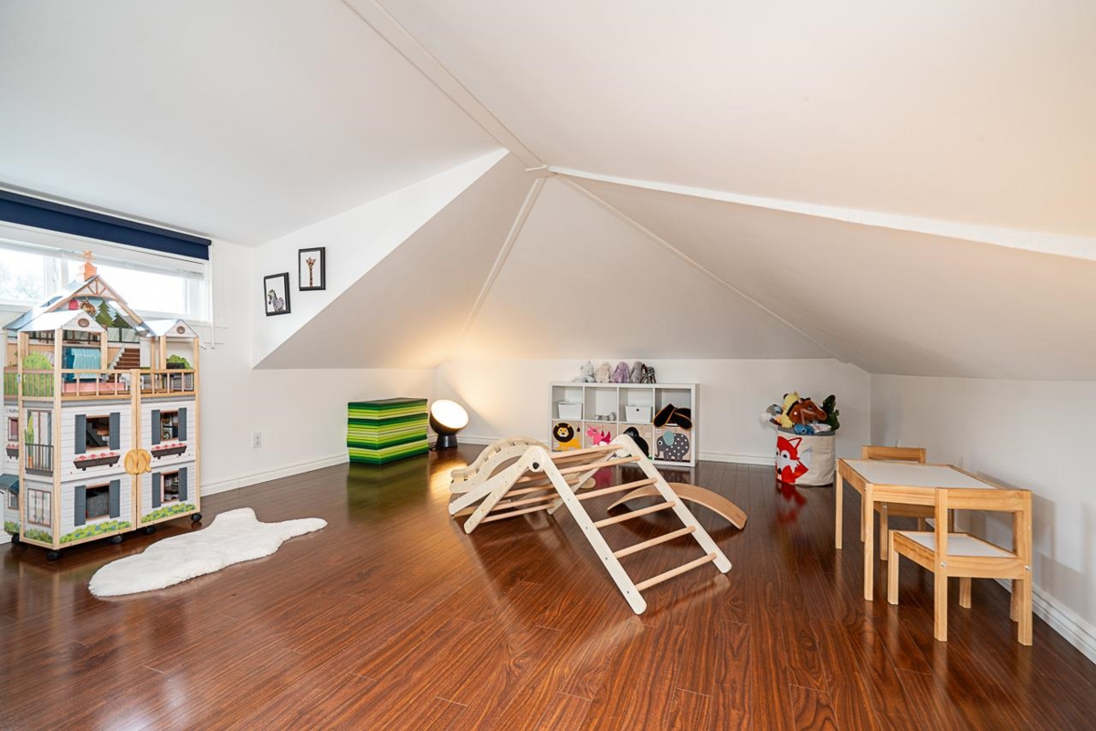 Aerial View of 375 Keary Street, New Westminster, BC