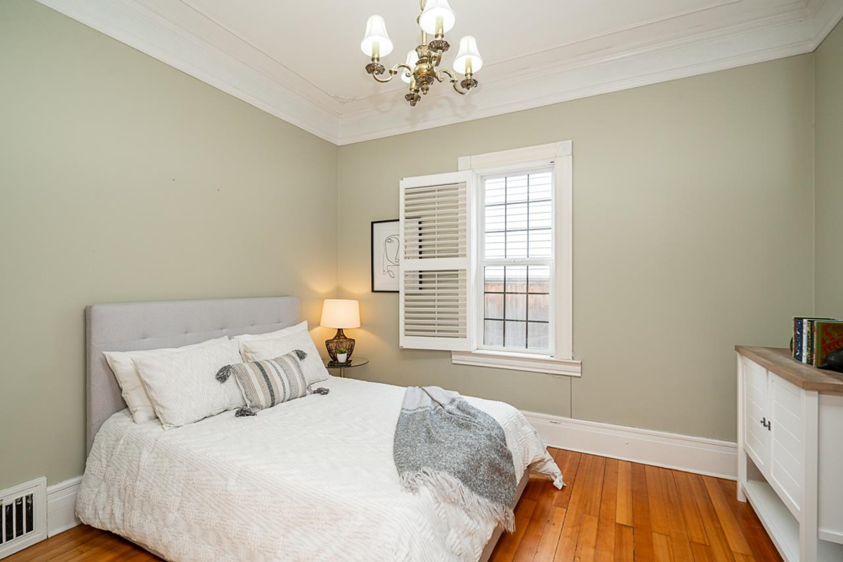 Garage Interior Photo of 375 Keary Street, New Westminster, BC