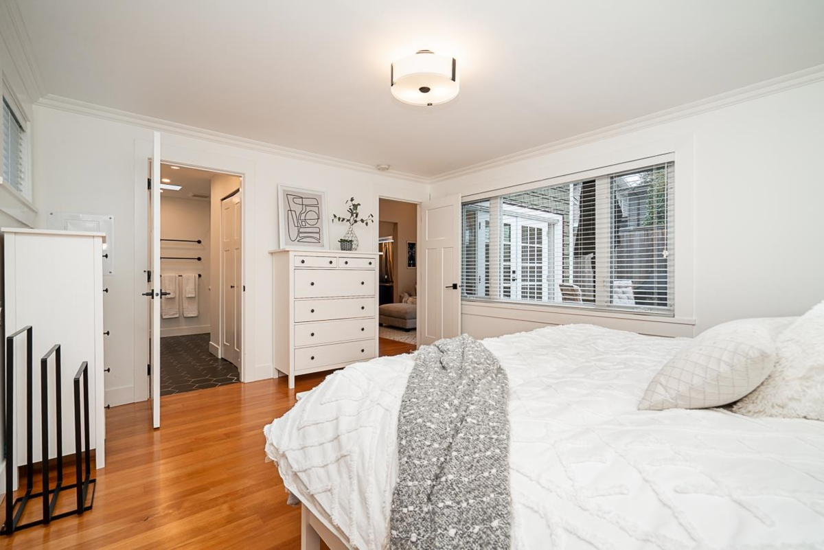 Mudroom Photo of 375 Keary Street, New Westminster, BC