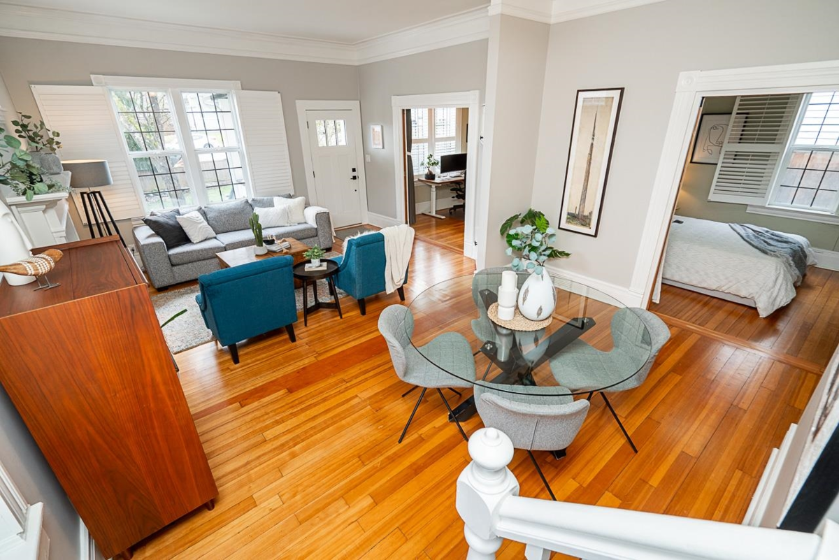 Powder Room Photo of 375 Keary Street, New Westminster, BC