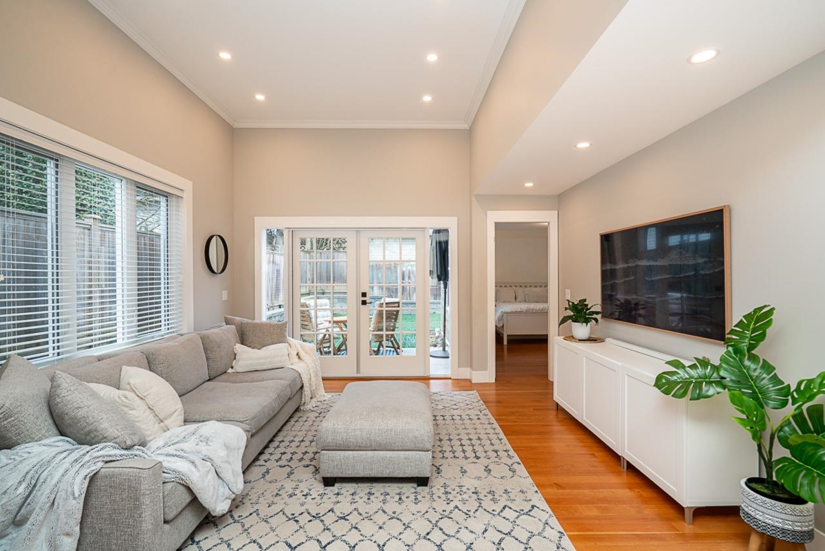 Primary Bedroom Photo of 375 Keary Street, New Westminster, BC