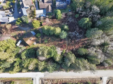 6377 N Gale Avenue, Sechelt, BC, Sechelt District — 5 bed single family residence for sale