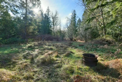 Hot Tub / Spa Photo of 6377 N Gale Avenue, Sechelt, BC
