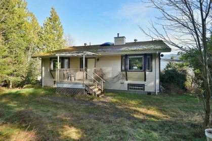 Outdoor Deck Photo of 6377 N Gale Avenue, Sechelt, BC