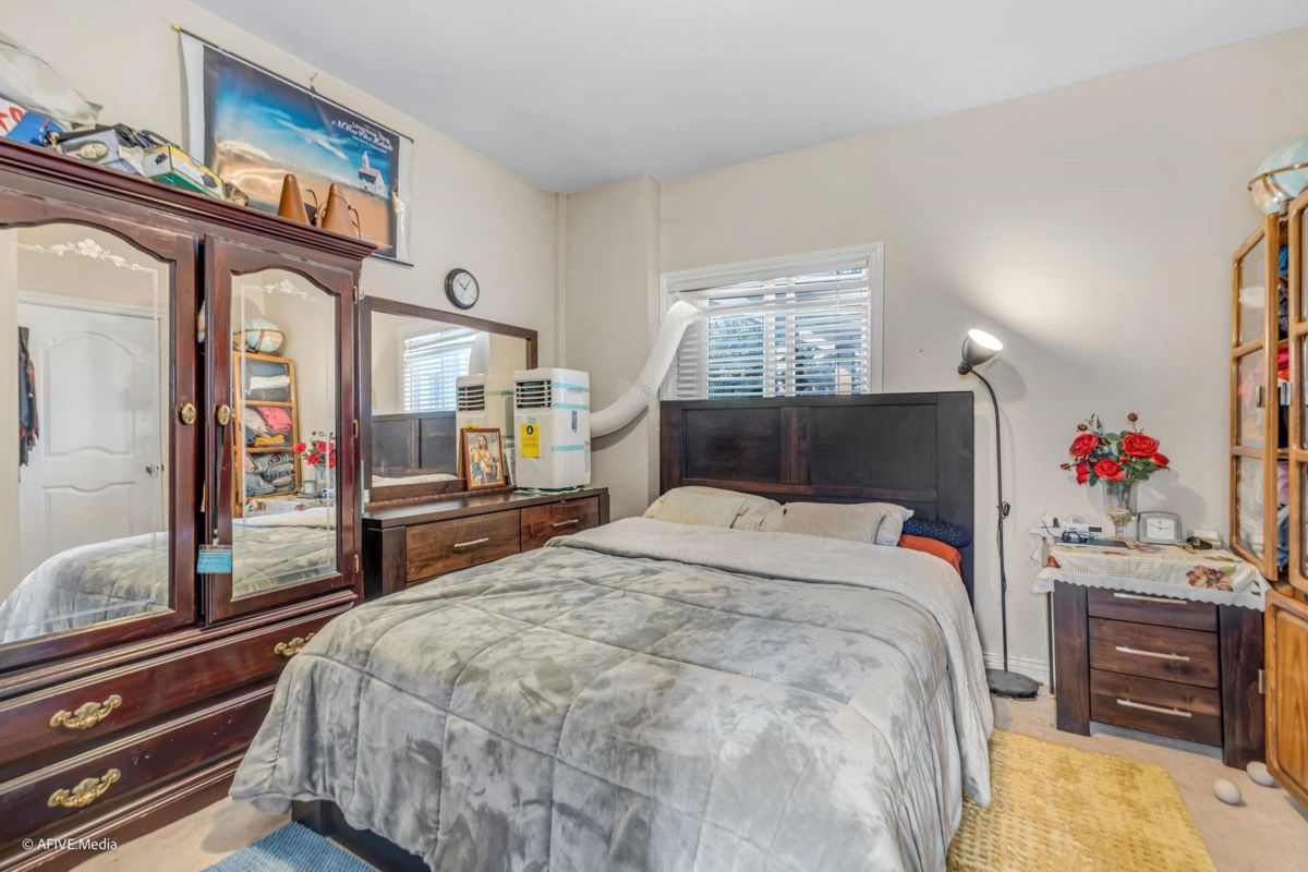 Bedroom 4 Photo of 9833 128 Street, Surrey, BC