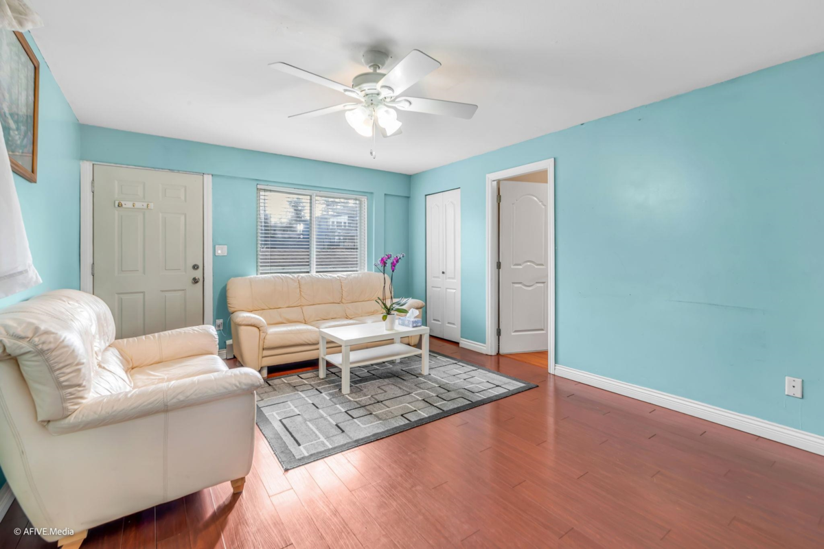 Outdoor Deck Photo of 9833 128 Street, Surrey, BC