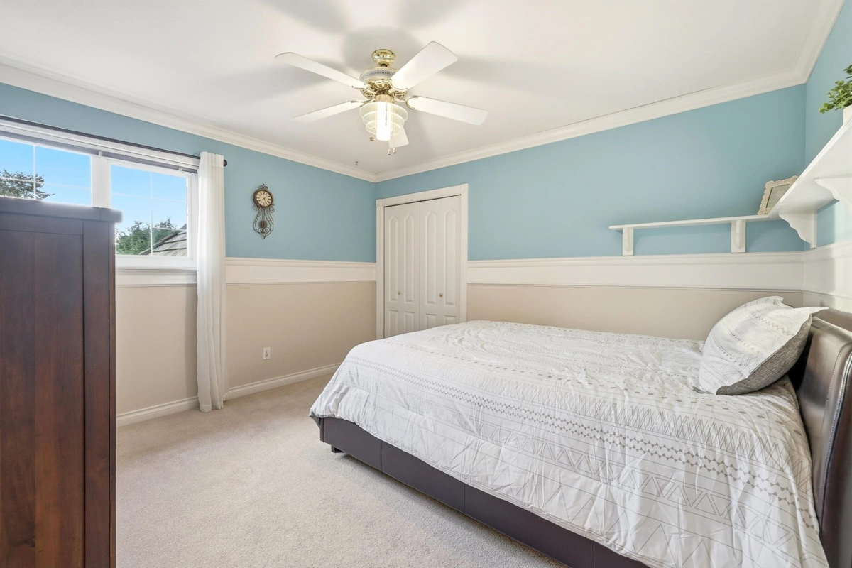 Staircase Photo of 3528 Canterbury Drive, Surrey, BC