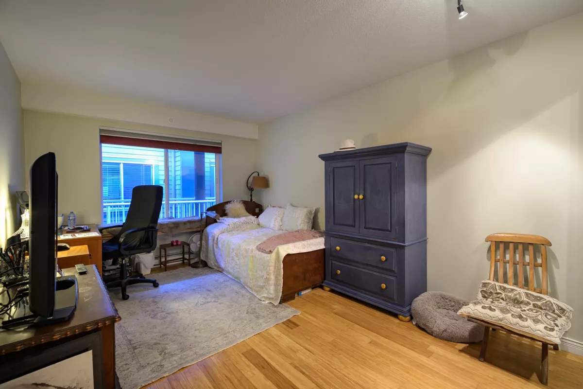 Garage Interior Photo of 320 1120 Tsatsu Shores Drive, Tsawwassen, BC