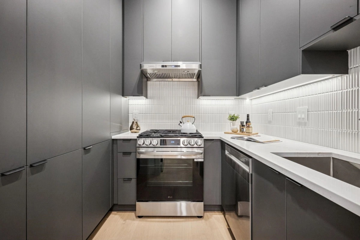 Breakfast Nook Photo of 2 6362 Curtis Street, Burnaby, BC