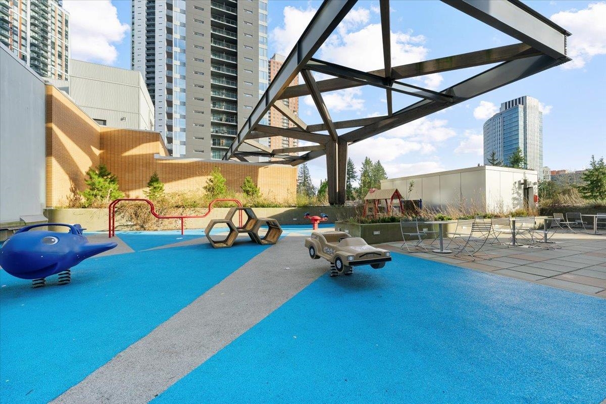 Laundry Room Photo of 1212 13615 Fraser Highway, Surrey, BC