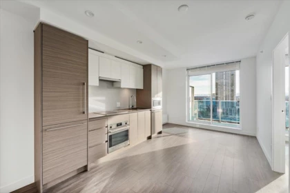 1212 13615 Fraser Highway, Surrey, BC