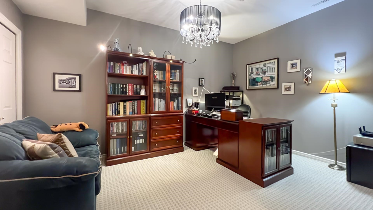 Office / Den Photo of 86 678 Citadel Drive, Port Coquitlam, BC