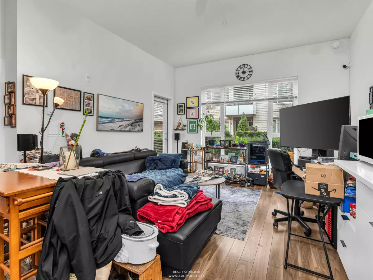 Entry Foyer Photo of 120 5355 Lane Street, Burnaby, BC