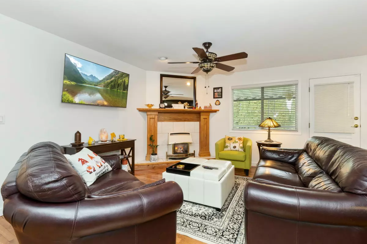 Bedroom 3 Photo of 3273 Deertrail Drive, Abbotsford, BC