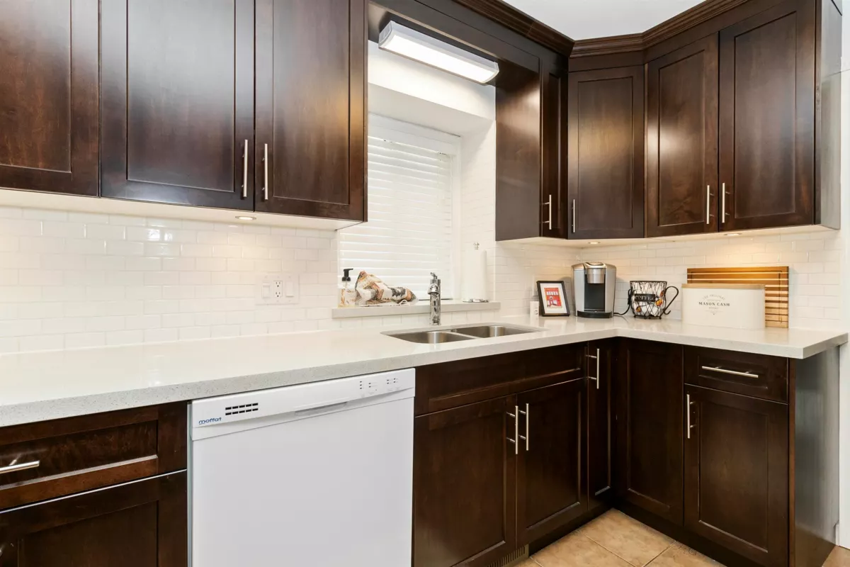 Primary Bedroom Photo of 3273 Deertrail Drive, Abbotsford, BC