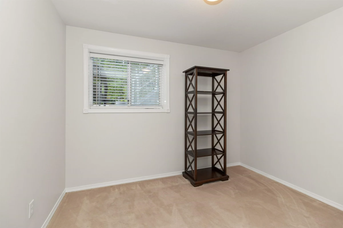 Swimming Pool Photo of 3273 Deertrail Drive, Abbotsford, BC