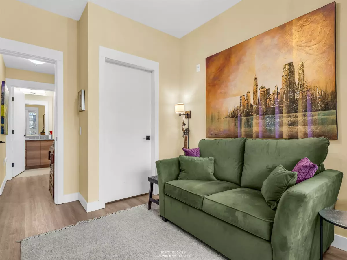 Guest Bathroom Photo of 206 715 W 15th Street, North Vancouver, BC