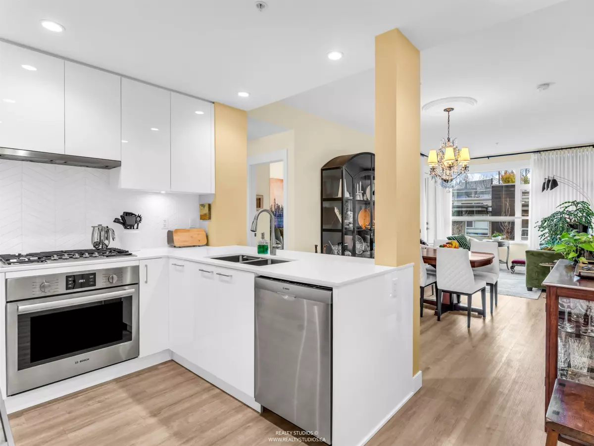 Laundry Room Photo of 206 715 W 15th Street, North Vancouver, BC